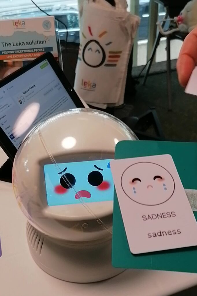 robot éducatif LEKA