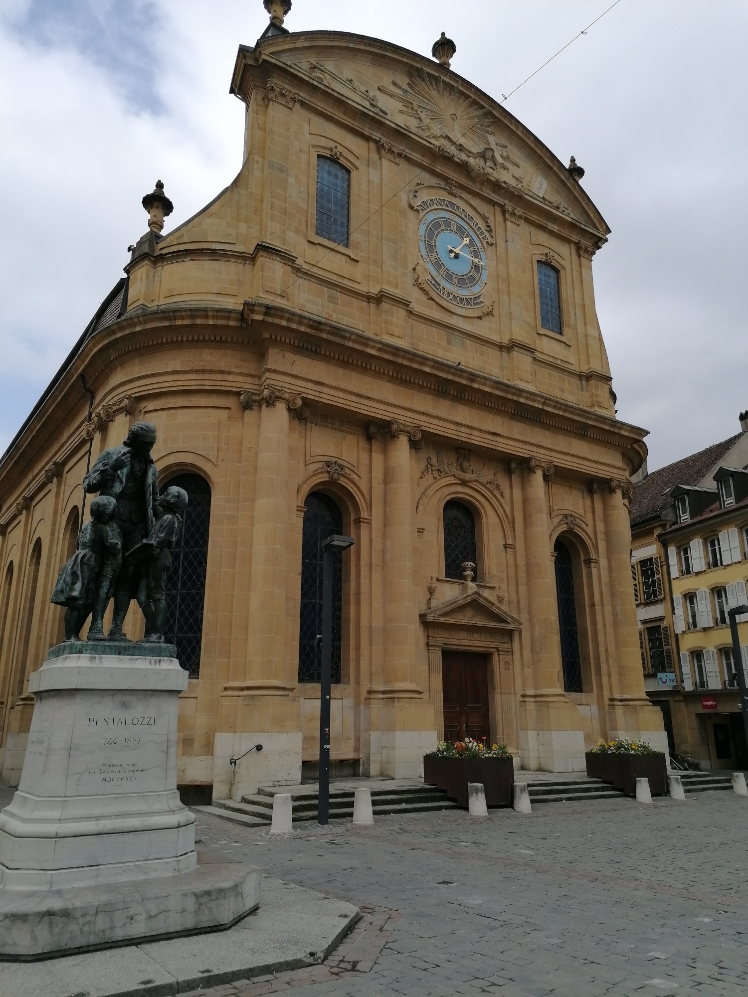 Vide-grenier à Yverdon : le centre-ville 